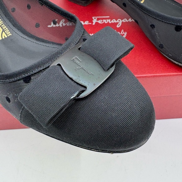 Authentic Salvatore Ferragamo Black Vara  Dots Heels size 8.5 - Picture 8 of 13